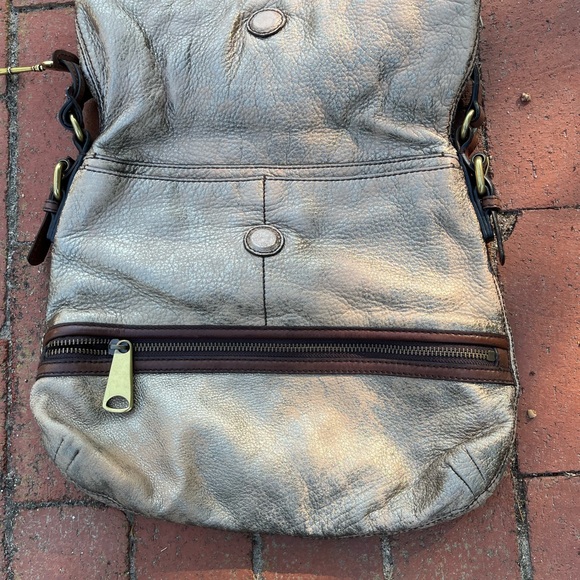 FOSSIL LEATHER LARGE BOHO SHOULDER BAG, distressed bronze, zippers - Picture 11 of 12